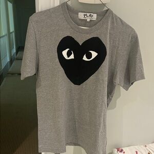 Comme des Garcons PLAY Gray T-Shirt with Black Heart